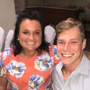 Meet your Posher, Maria